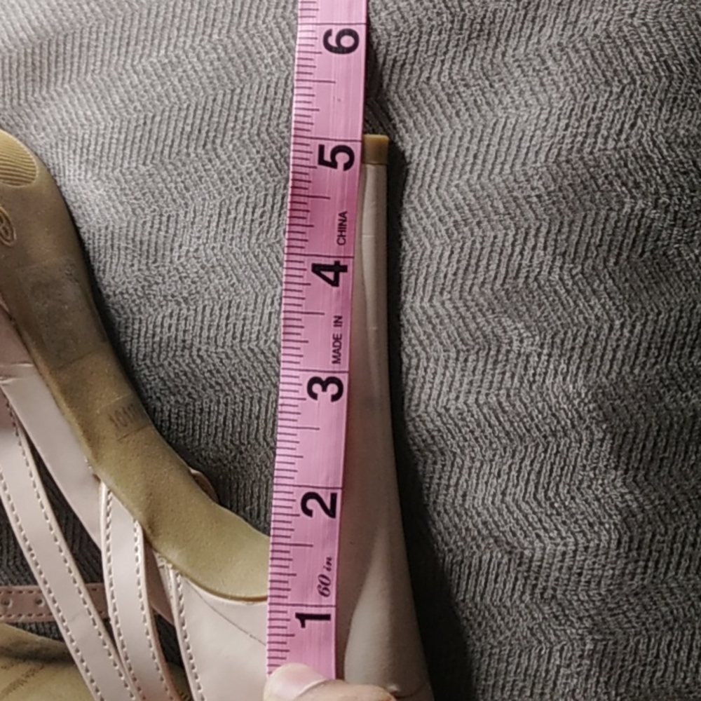 CHARLOTTE RUSSE Heels - Picture 8 of 9